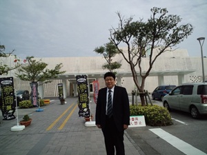 沖縄県立博物館を視察しました
